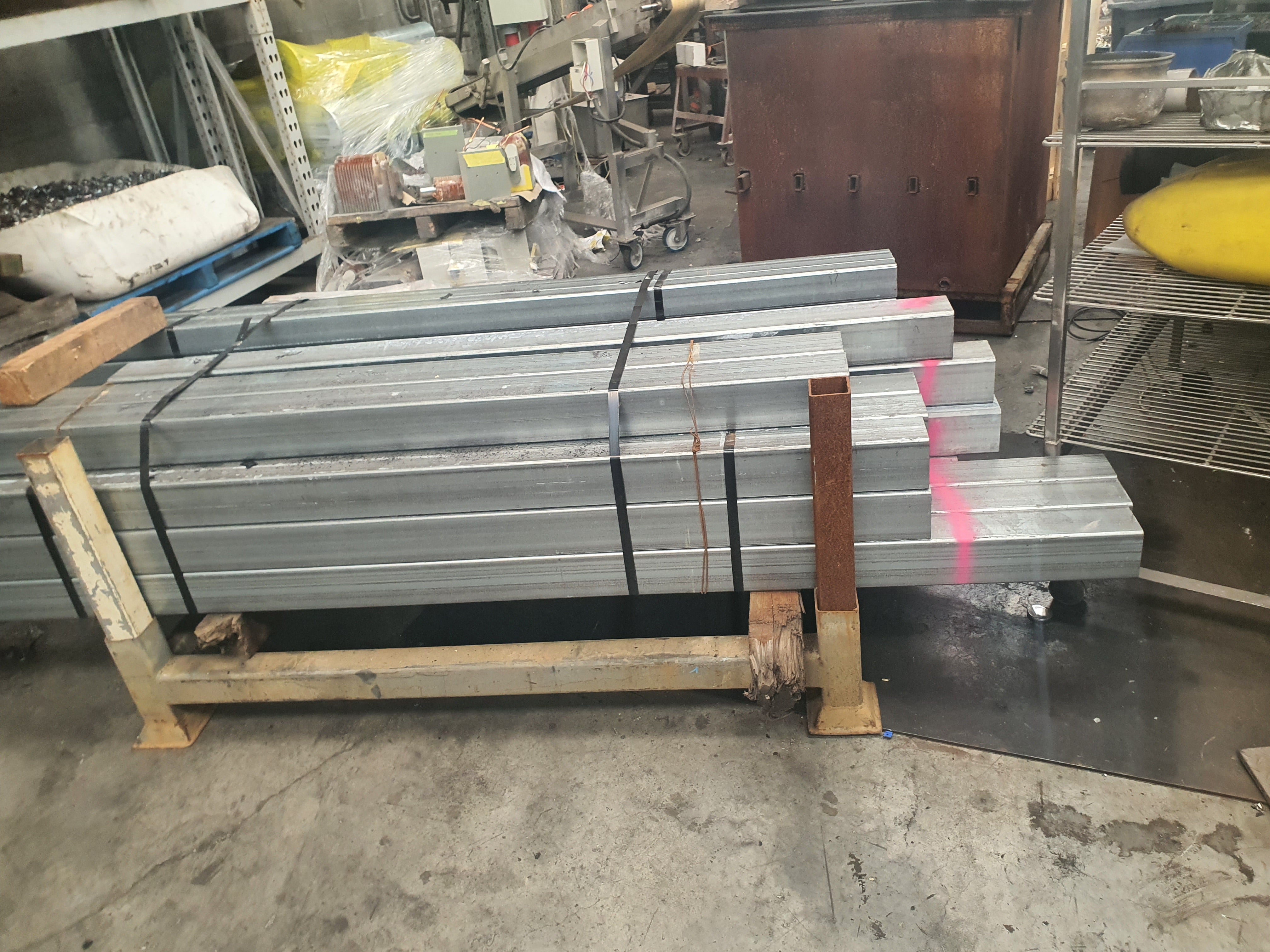 SHS 75 x 75 x 4 1800 Galvinized – Steel Cuts